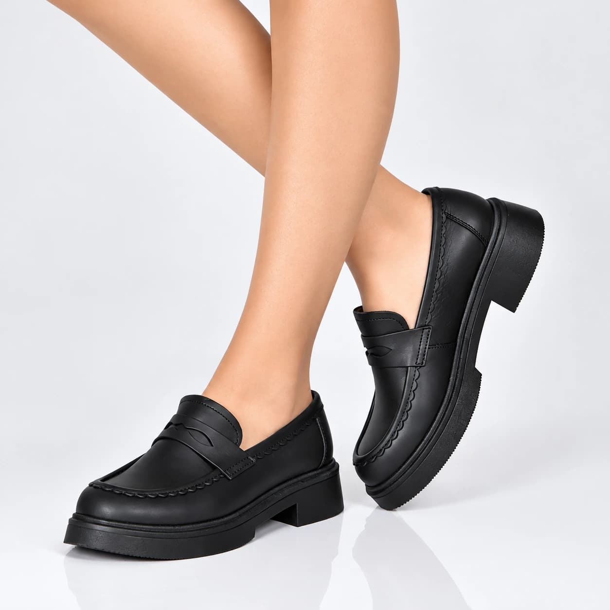 Derbies Femme Cuir – B29 — Noir