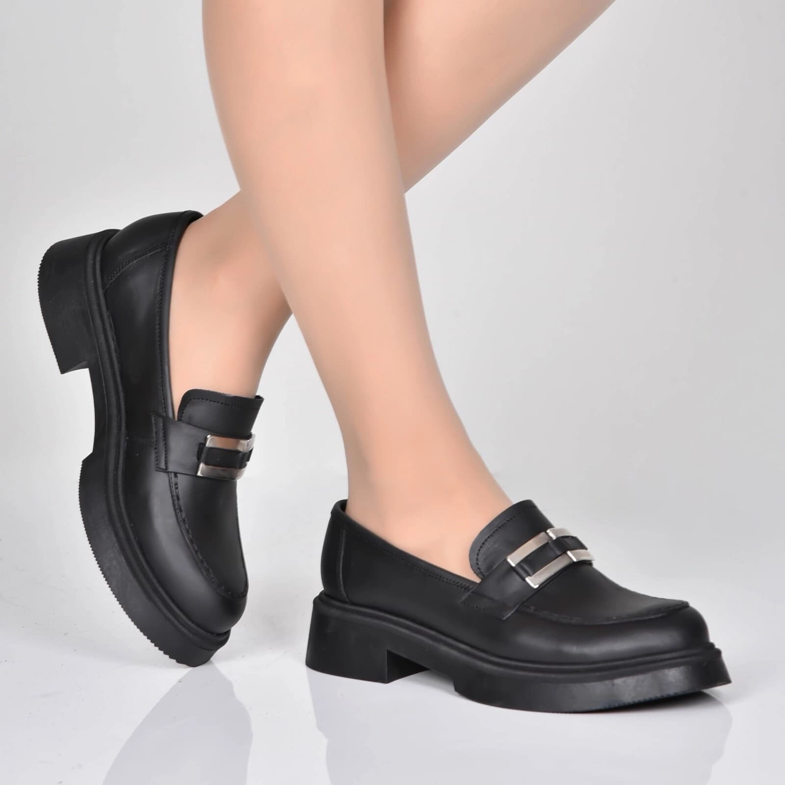 Derbies Femme Cuir – B9 — Noir
